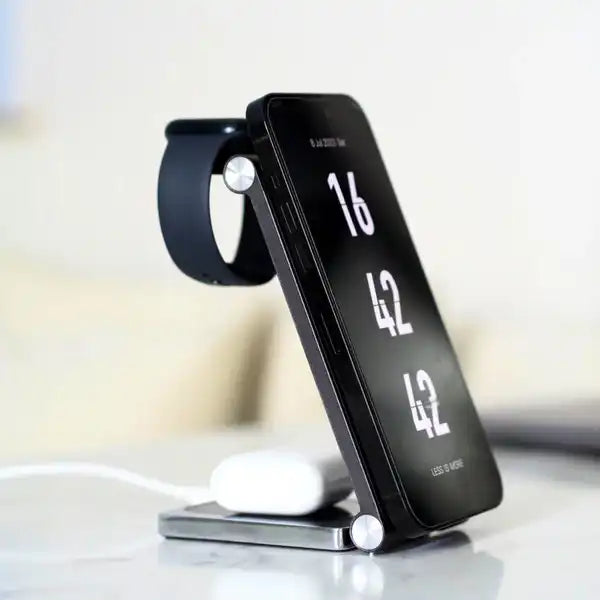 Fold- 3 in 1 Charging Station