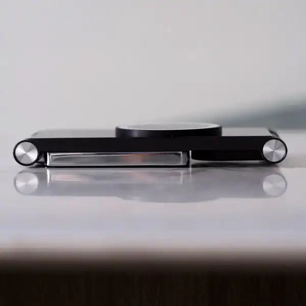 Fold- 3 in 1 Charging Station