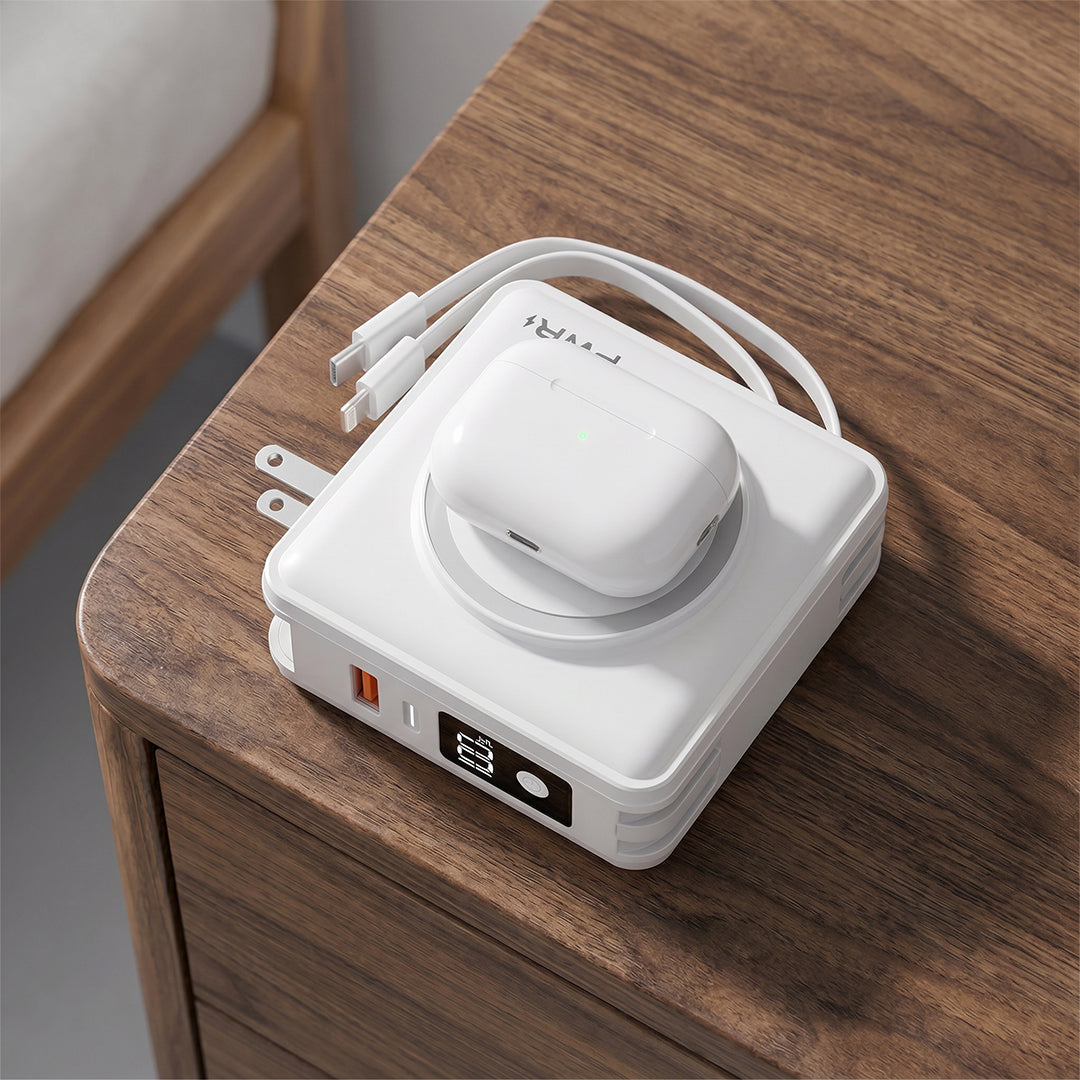 Travel Pro - 5 in 1 Power Bank